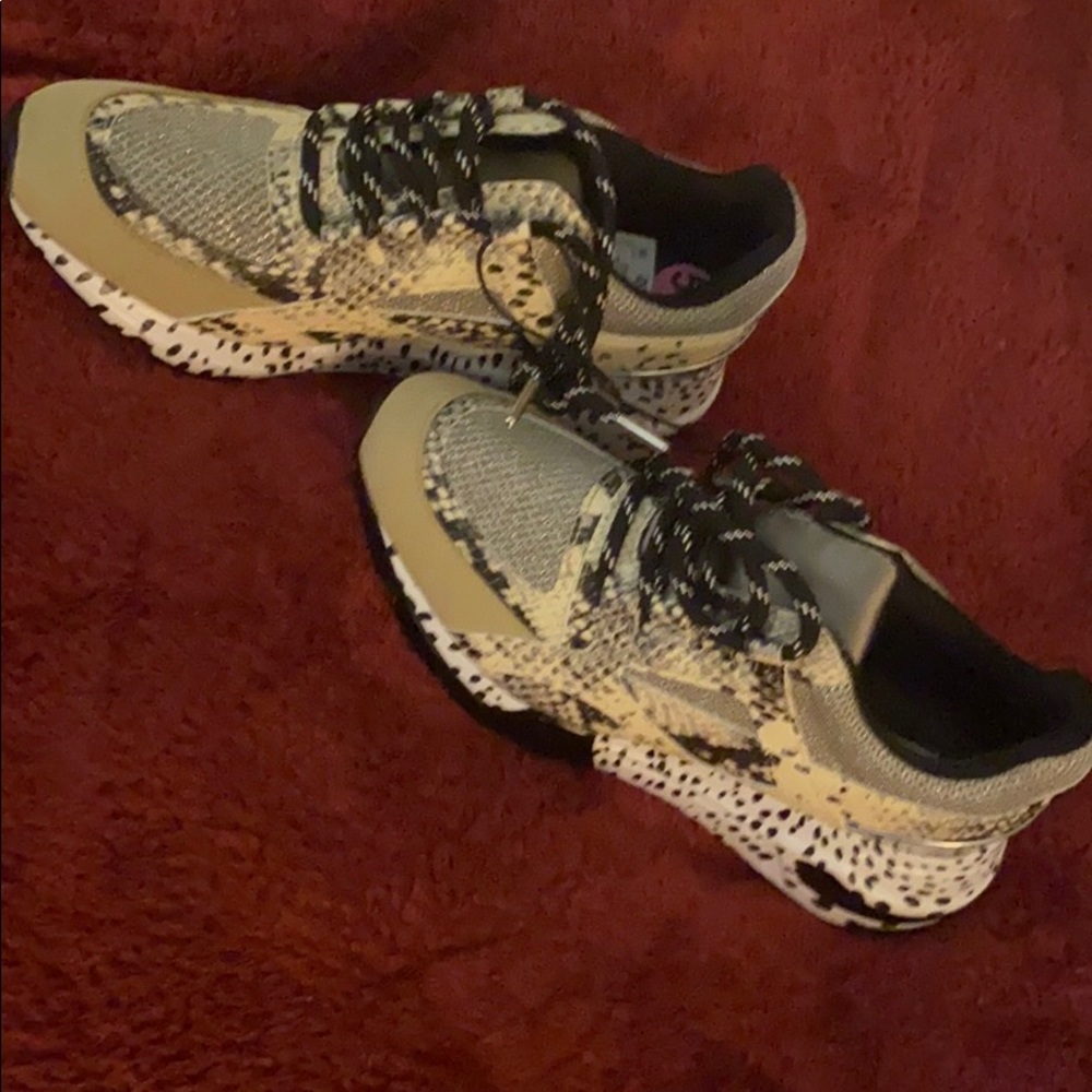 Brand New Size 5.5 Steve Madden Shoes